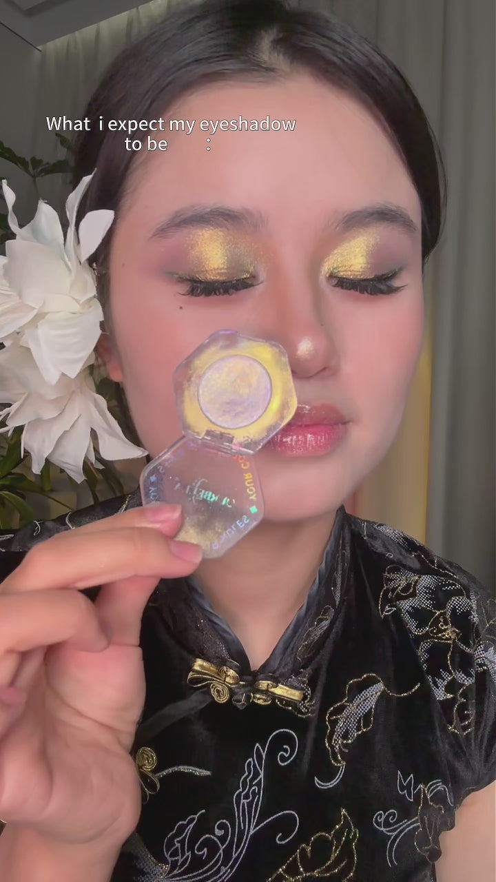 Load video: Midsummer - Multichrome Single Eyeshadow
